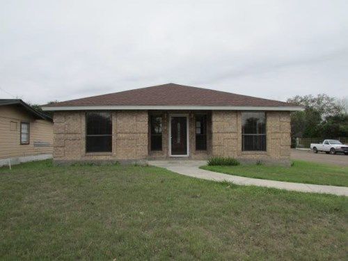 611 Elma St, Weslaco, TX 78596