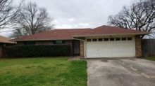 102 Almond Ln Euless, TX 76039