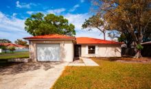 8487 121st Pl Largo, FL 33773