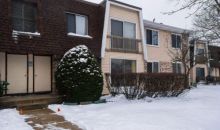 2924 Roberts Dr Apt 3 Woodridge, IL 60517