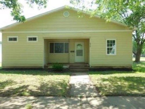 436 S C ST, Herington, KS 67449