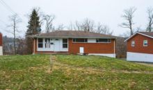 552 Firethorne Dr Monroeville, PA 15146