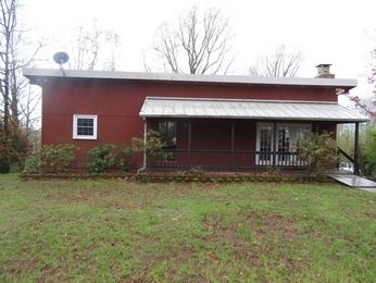 31 Riverview Ln, Waverly, TN 37185