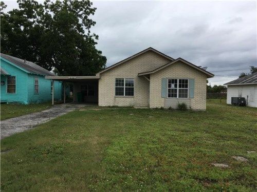 210 S 10th Street, Aransas Pass, TX 78336