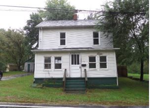 715 Main St, Narrows, VA 24124