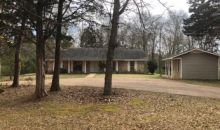 2117 Politic Rd Elmore, AL 36025