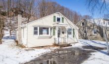 22 Woodside Pl Highland, NY 12528