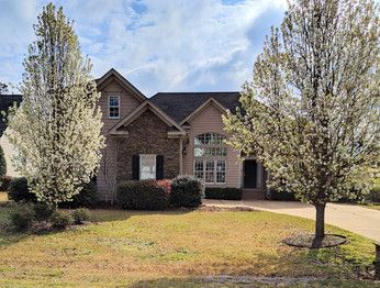 238 Falling Water Rd, Spring Lake, NC 28390