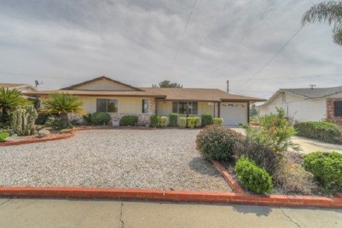 28840 E Worcester Rd, Sun City, CA 92586