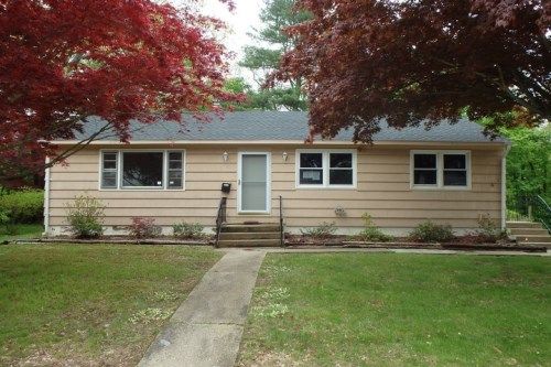 41 Mcdermott Ave, Willimantic, CT 06226