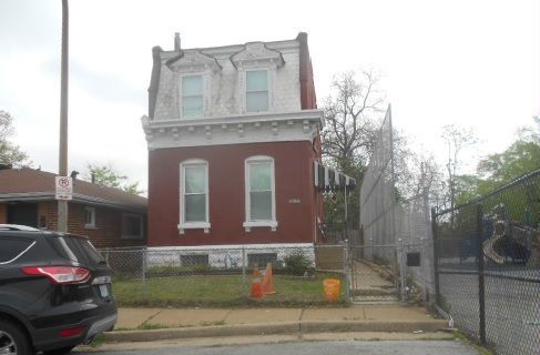 3630 Indiana Ave, Saint Louis, MO 63118