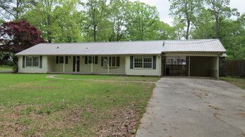 2823 17th Avenue, Haleyville, AL 35565