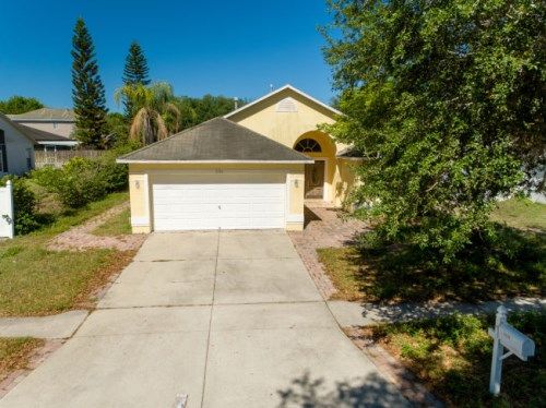 3330 PINE TOP DR, Valrico, FL 33594