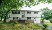 3 Tall Oaks Rd Somerset, NJ 08873