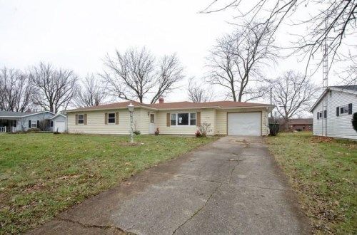 3716 N Vernon Dr, Muncie, IN 47304