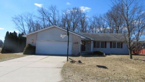 54257 River Pl, Elkhart, IN 46514