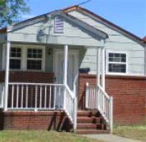 1208 QUASH ST, Hampton, VA 23669