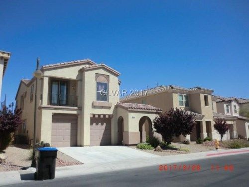 68 Crooked Putter Drive, Las Vegas, NV 89148