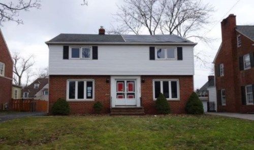 3672 Traynham Rd, Beachwood, OH 44122