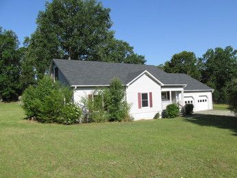 132 Hickory Hill Rd, Camden, SC 29020