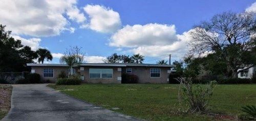 1212 Saint Anne Shrine Rd, Lake Wales, FL 33898