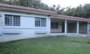 145-a Monserrate Co, Vega Alta, PR 00692