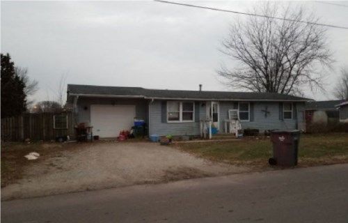 653 E Indiana Ave, Nappanee, IN 46550