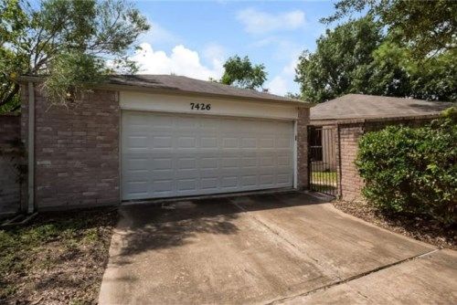 7426 San Simeon Dr, Houston, TX 77083