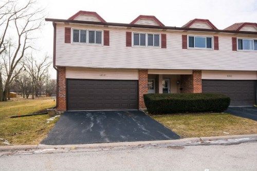 6819 Kingston Rd, Tinley Park, IL 60477