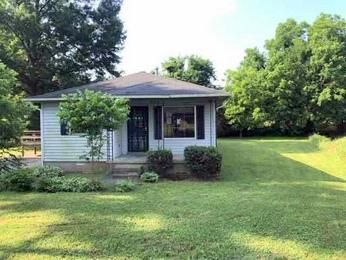 1900 Stallings Rd, Humboldt, TN 38343