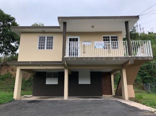 827 Rd Los Llanos, Toa Alta, PR 00953