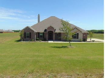 8404 County Rd 592, Nevada, TX 75173