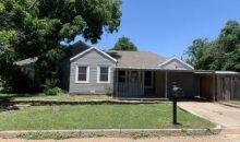 400 N 6th St Ballinger, TX 76821