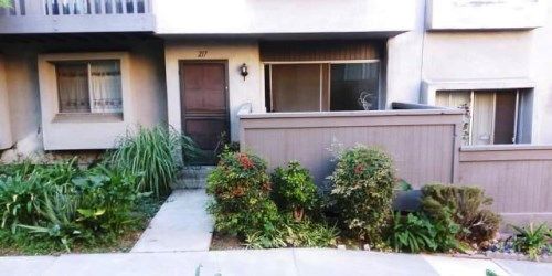 217 Ridge Terrace Ln, Montebello, CA 90640