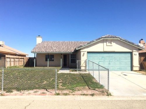 8233 Charles Pl, California City, CA 93505