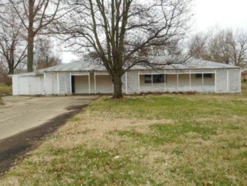 5619 Ward Rd, Evansville, IN 47711