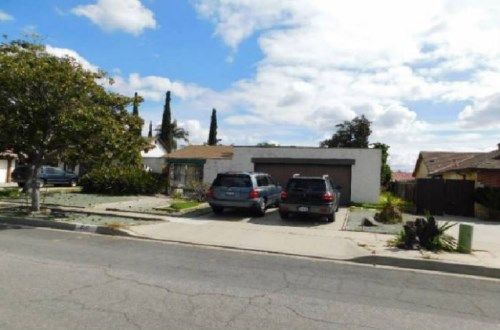 2111 Taylor Pl, Escondido, CA 92027