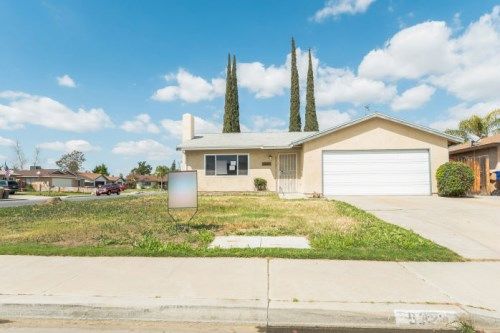 5324 Appletree Ln, Bakersfield, CA 93309