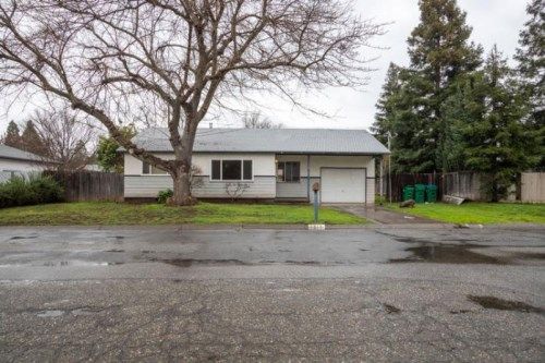 2614 Rafael St, Chico, CA 95973