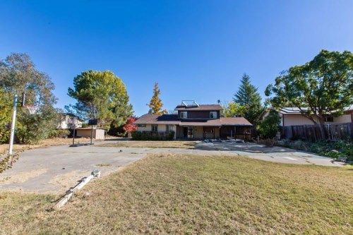 5625 Staheli Dr, Kelseyville, CA 95451