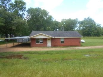 3874 Hwy 8 West, Holcomb, MS 38940