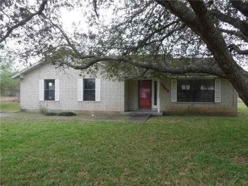 2246 County Road 404, Beeville, TX 78102