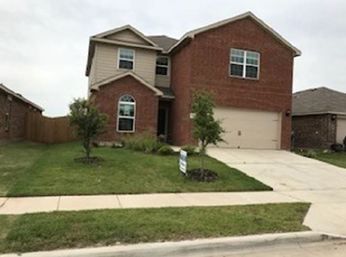 6208 Obsidian Creek Rd, Fort Worth, TX 76179