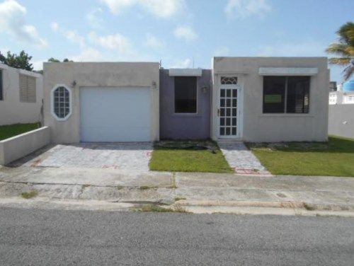 Pedrocalle 7 R-37 Urb Alturas De San, Fajardo, PR 00738