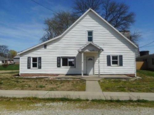 100 S Sharp St, Poseyville, IN 47633