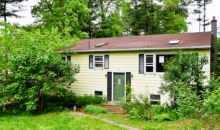 40 Oak Leaf Dr Stuyvesant, NY 12173