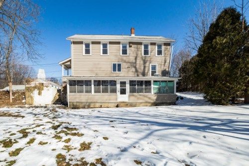 453 New Paltz Rd, Highland, NY 12528