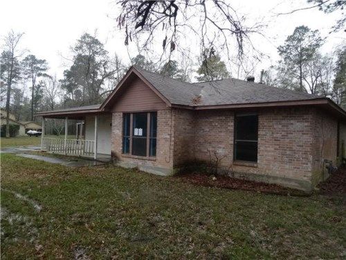 2226 Whispering Pines St, New Caney, TX 77357