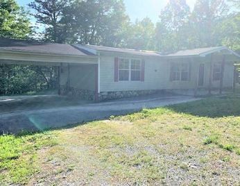 525 Jefferson Acres Rd, Big Stone Gap, VA 24219