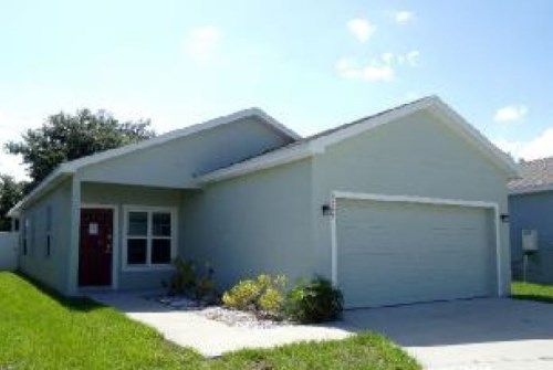 2857 Whispering Trails Dr, Winter Haven, FL 33884